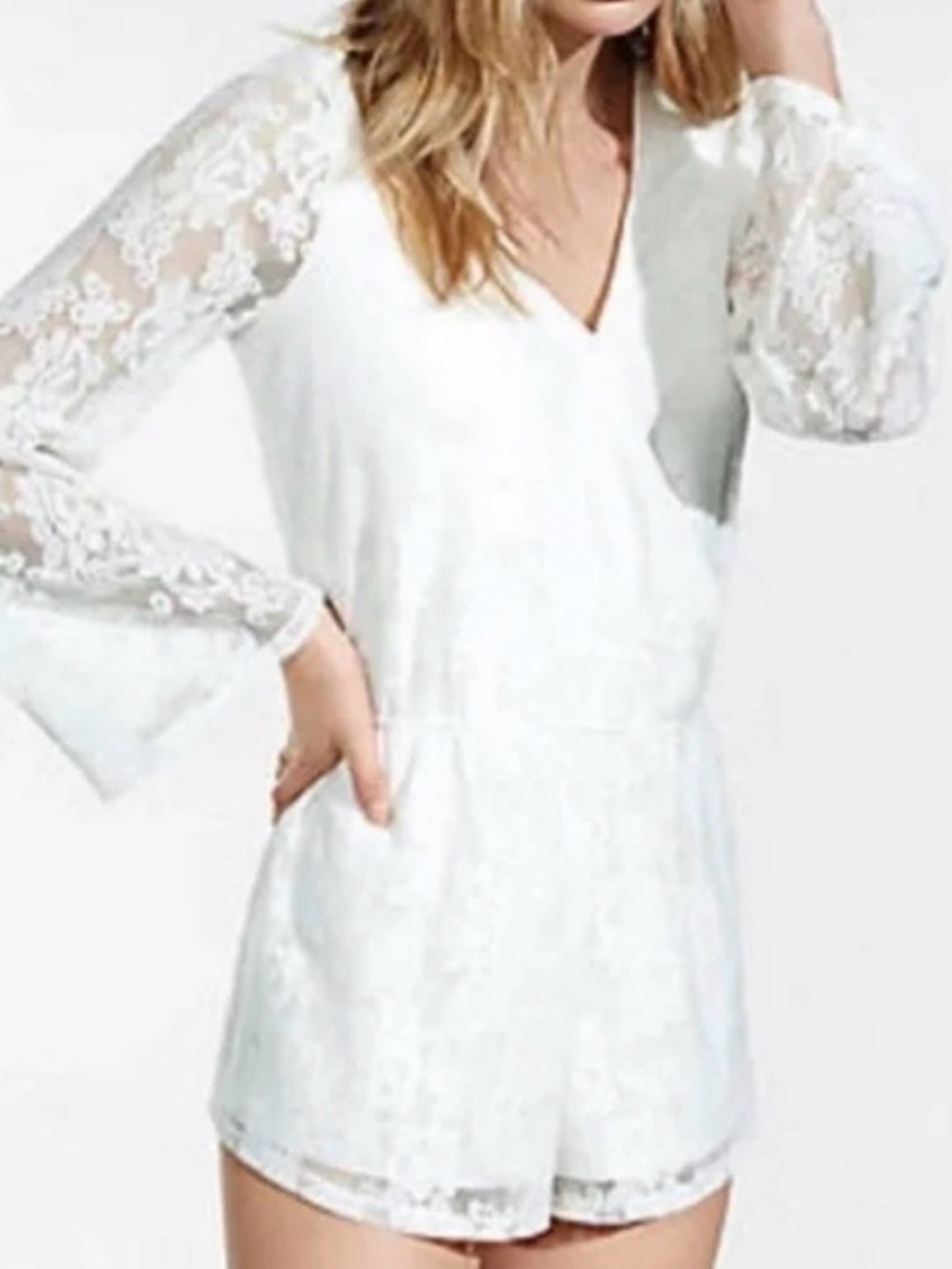 Express White Lace Long-Sleeve V-Neck Romper